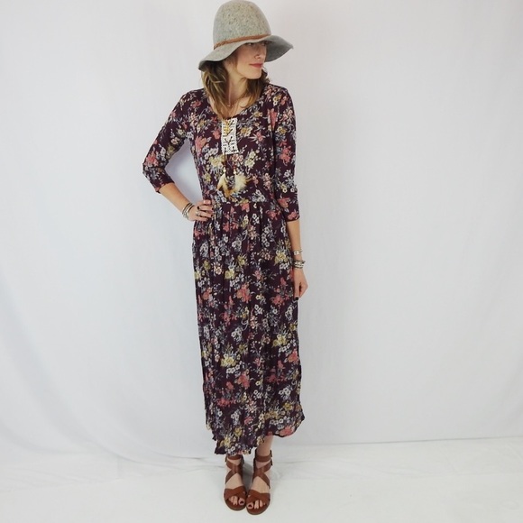 70's Style Maxi Dress w Feather and Bead Neckline - Picture 3 of 3